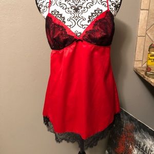 Lg VS Red Satin & Black Lace Slip